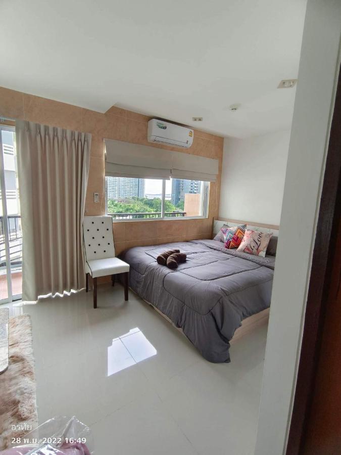 Trio Gems Condo, Pattaya Thailand Джомтьен Экстерьер фото