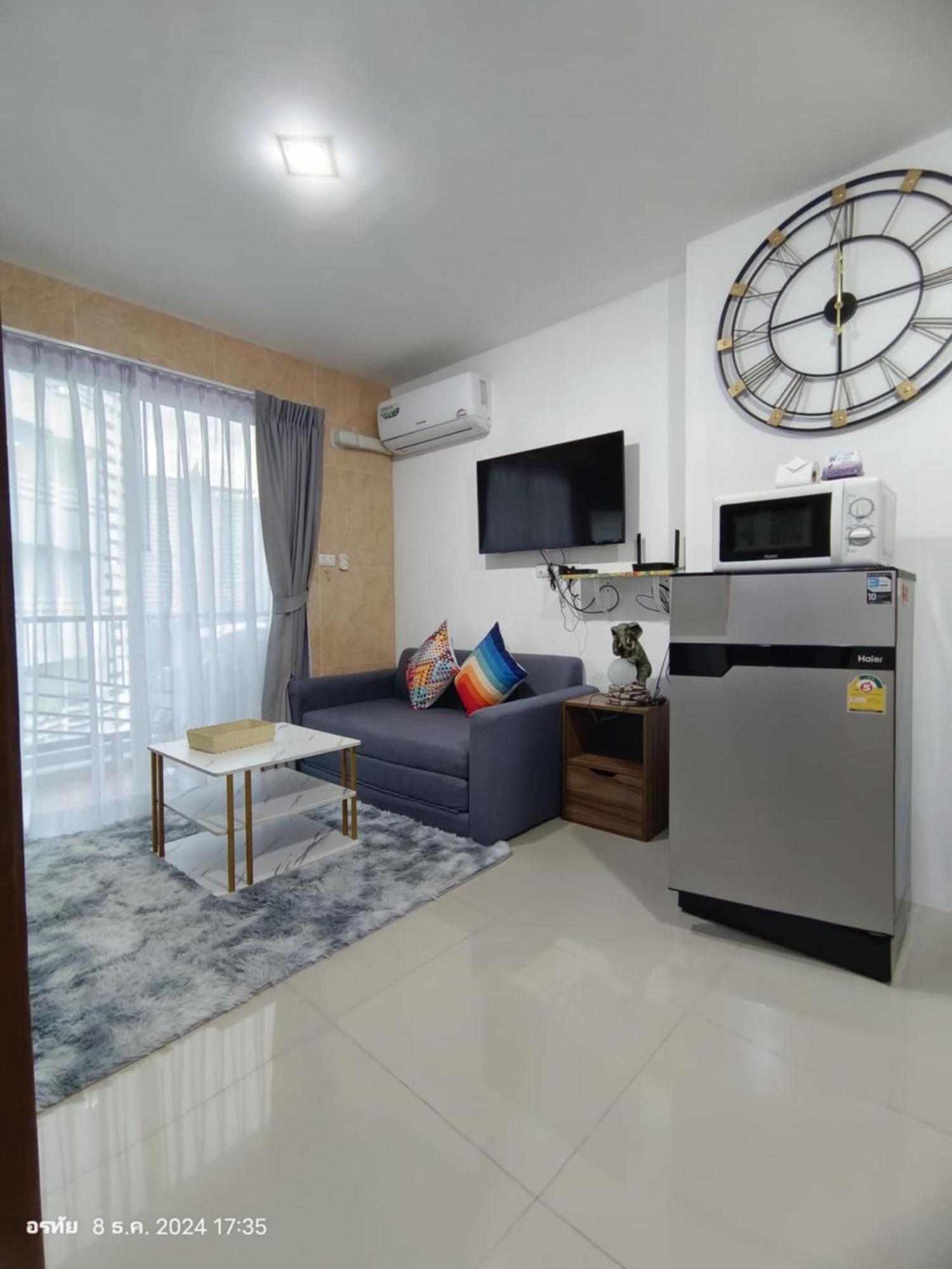 Trio Gems Condo, Pattaya Thailand Джомтьен Экстерьер фото